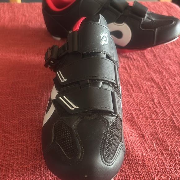 Peloton Cycling Shoes for Peloton Bike & Bike+ with Delta-Compatible Bike EUC 39 - Picture 2 of 5